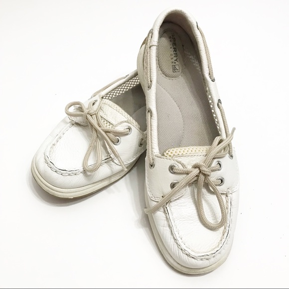 Sperry Shoes - 🌸5 for $25🌸Sperry’s white angelfish net shoes